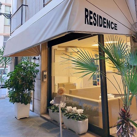 Residence Barusso Alassio Bagian luar foto
